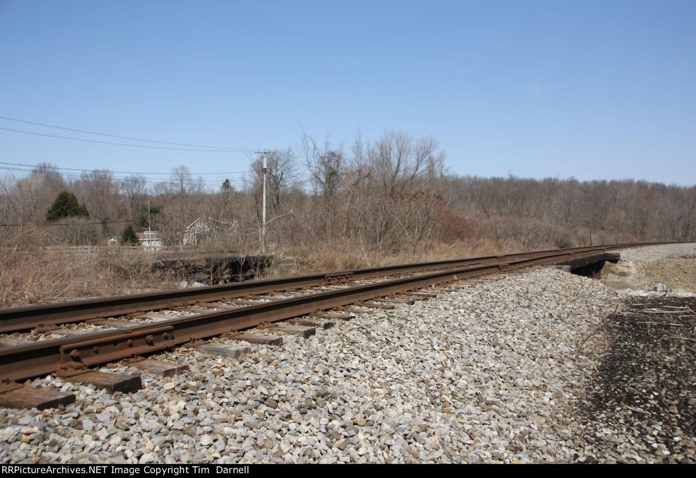 Active & abandoned trestles here, former EL, Erie RR